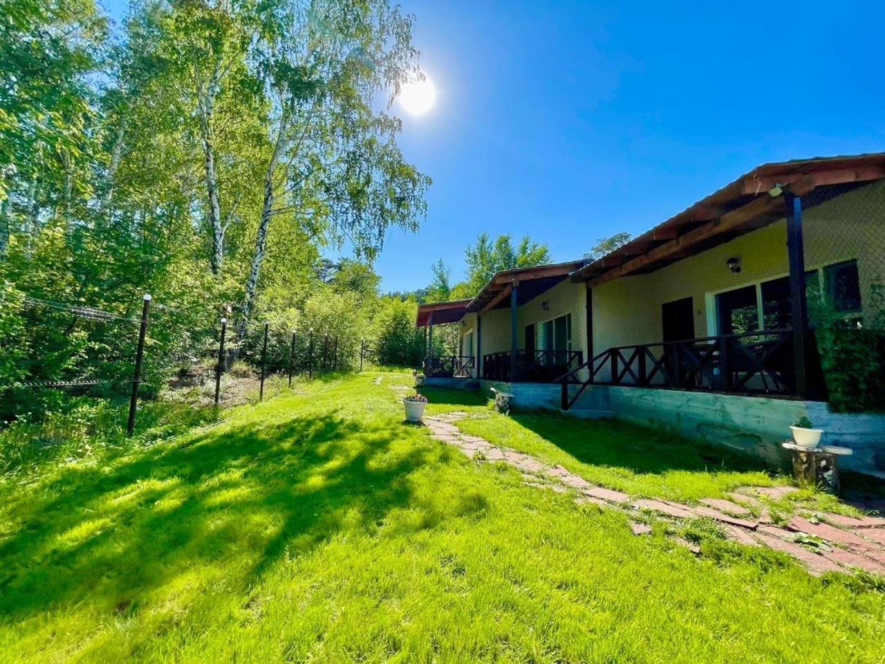 Private Bed & Breakfast Shchuchinsk Exterior photo